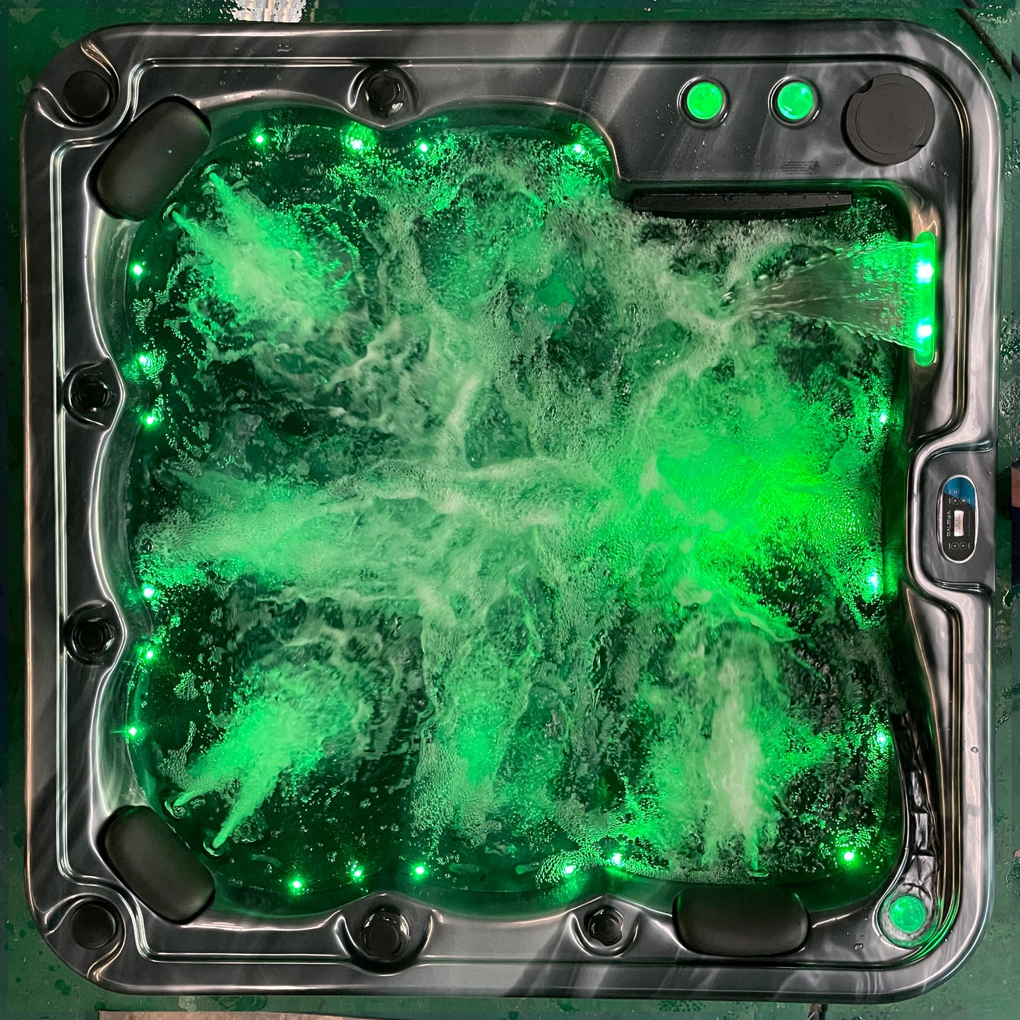 Monarch Plug & Play Hot Tub | 6 Persons | Hot Tub Suppliers