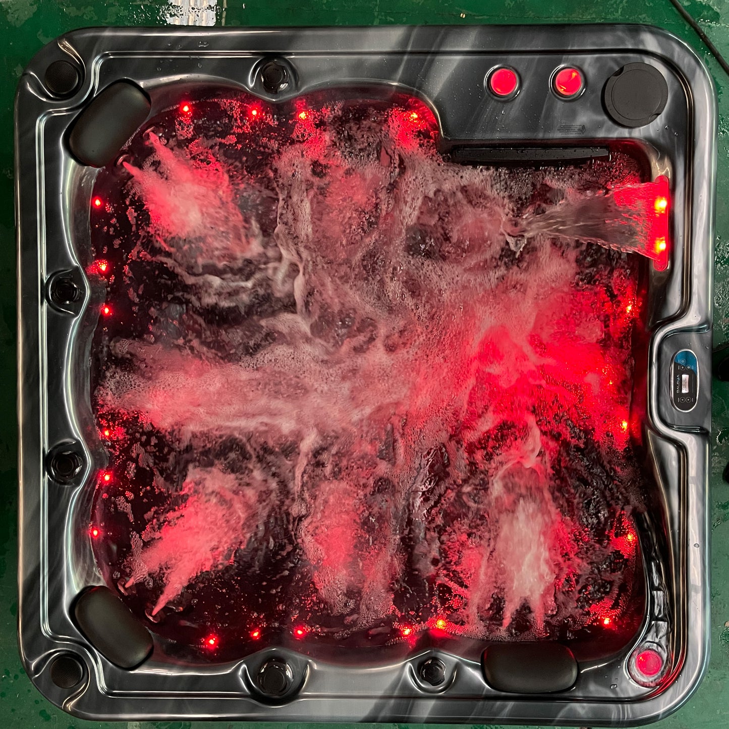 Monarch Plug & Play Hot Tub | 6 Persons | Hot Tub Suppliers