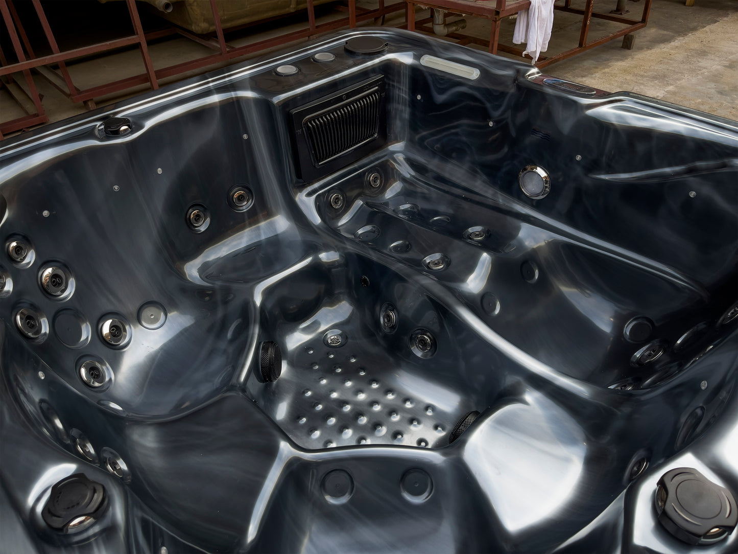 Monarch Plug & Play Hot Tub | 6 Persons | Hot Tub Suppliers