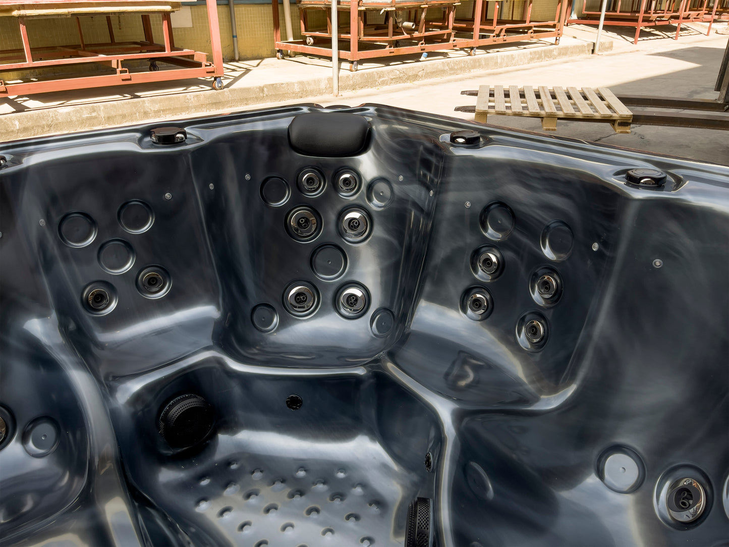 Monarch Plug & Play Hot Tub | 6 Persons | Hot Tub Suppliers