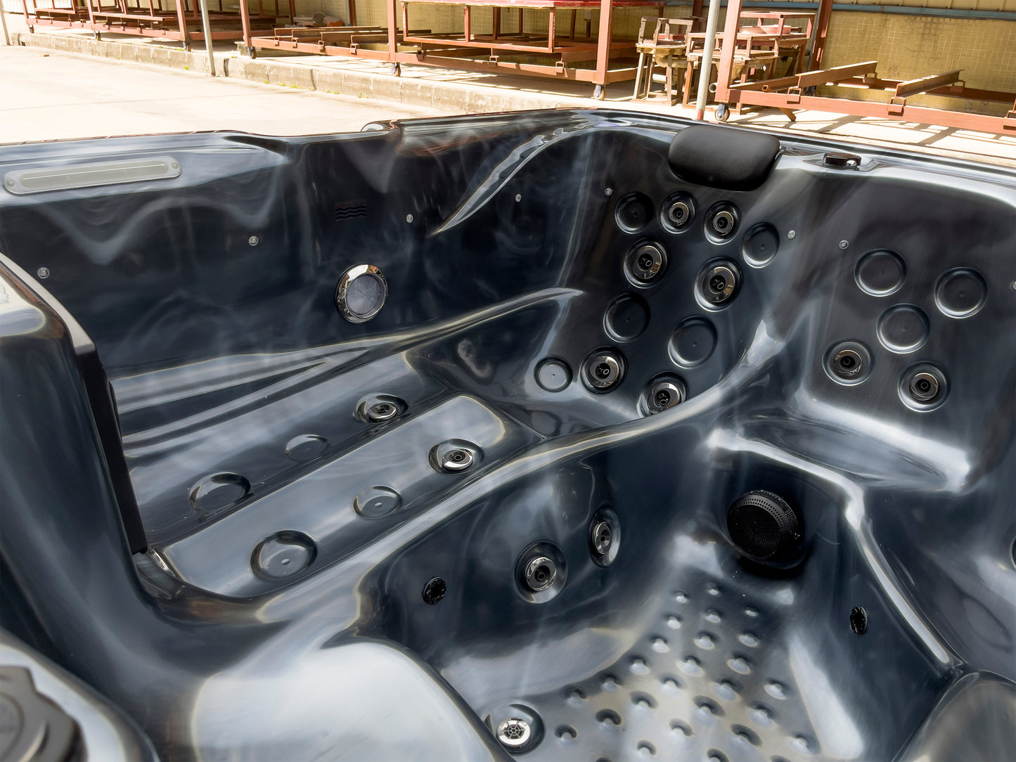 Monarch Plug & Play Hot Tub | 6 Persons | Hot Tub Suppliers