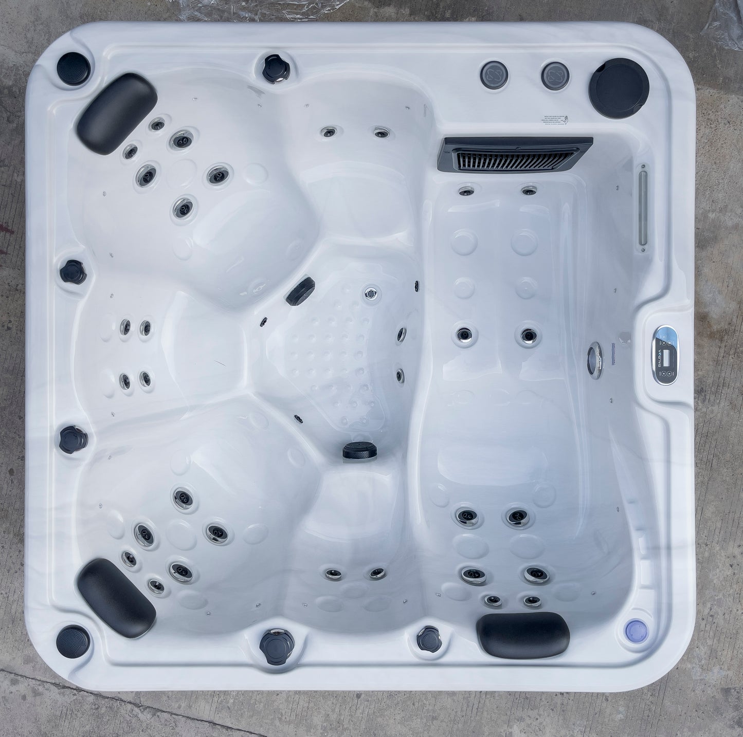 Monarch Plug & Play Hot Tub | 6 Persons | Hot Tub Suppliers