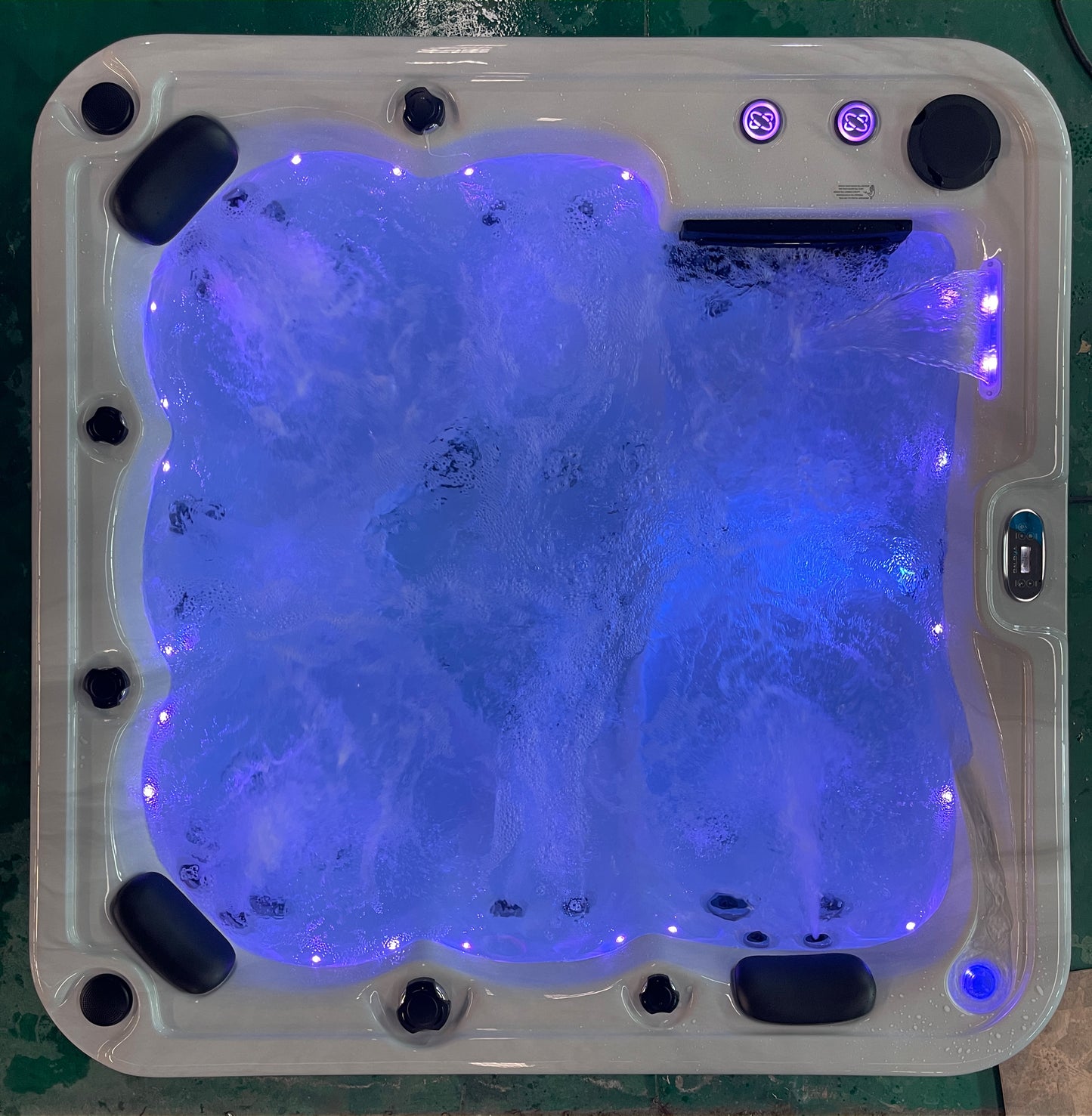 Monarch Plug & Play Hot Tub | 6 Persons | Hot Tub Suppliers