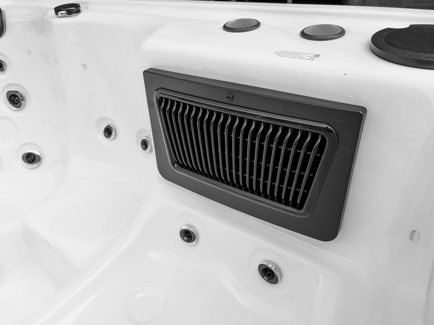 Monarch Plug & Play Hot Tub | 6 Persons | Hot Tub Suppliers