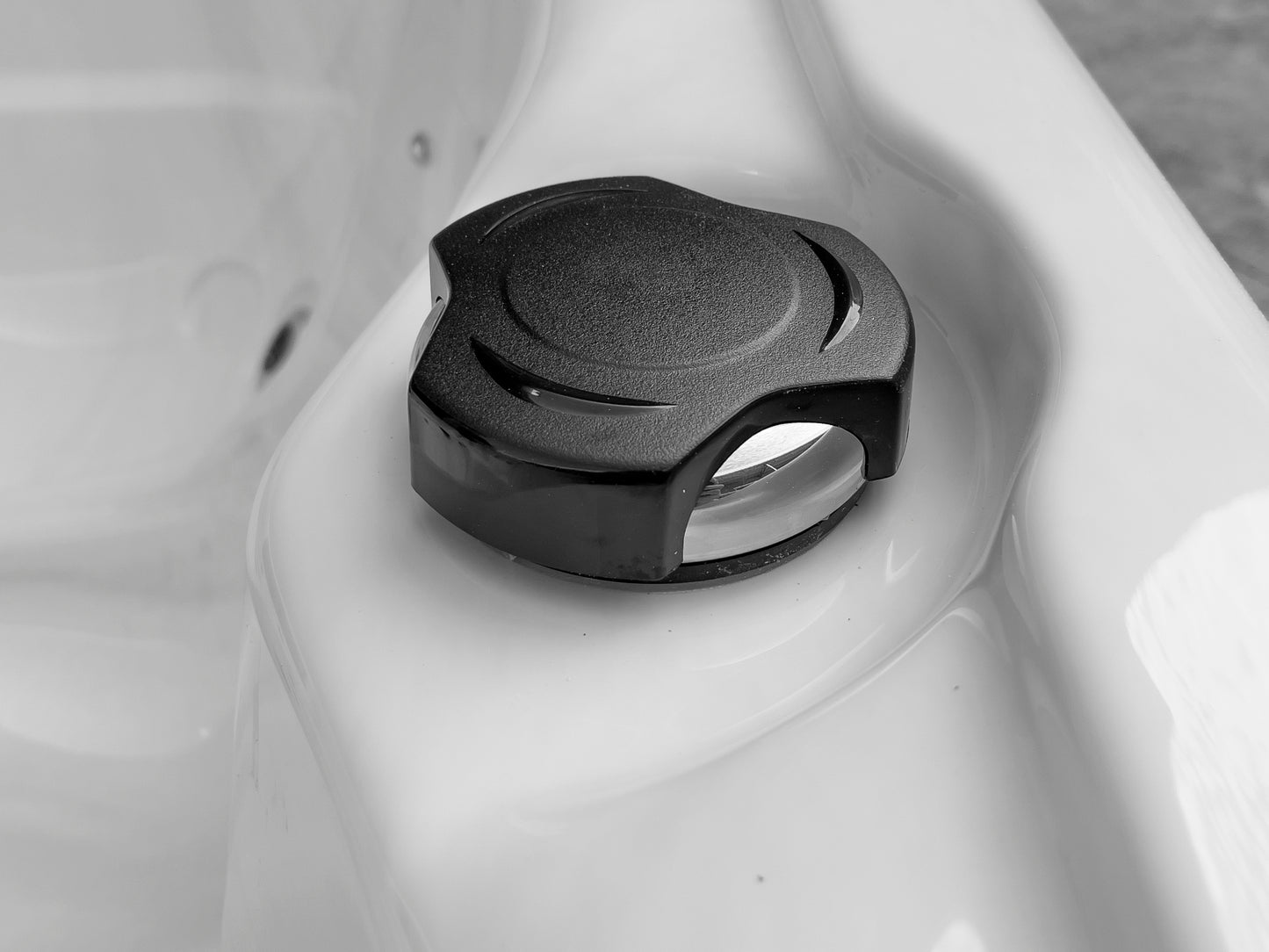 Monarch Plug & Play Hot Tub | 6 Persons | Hot Tub Suppliers