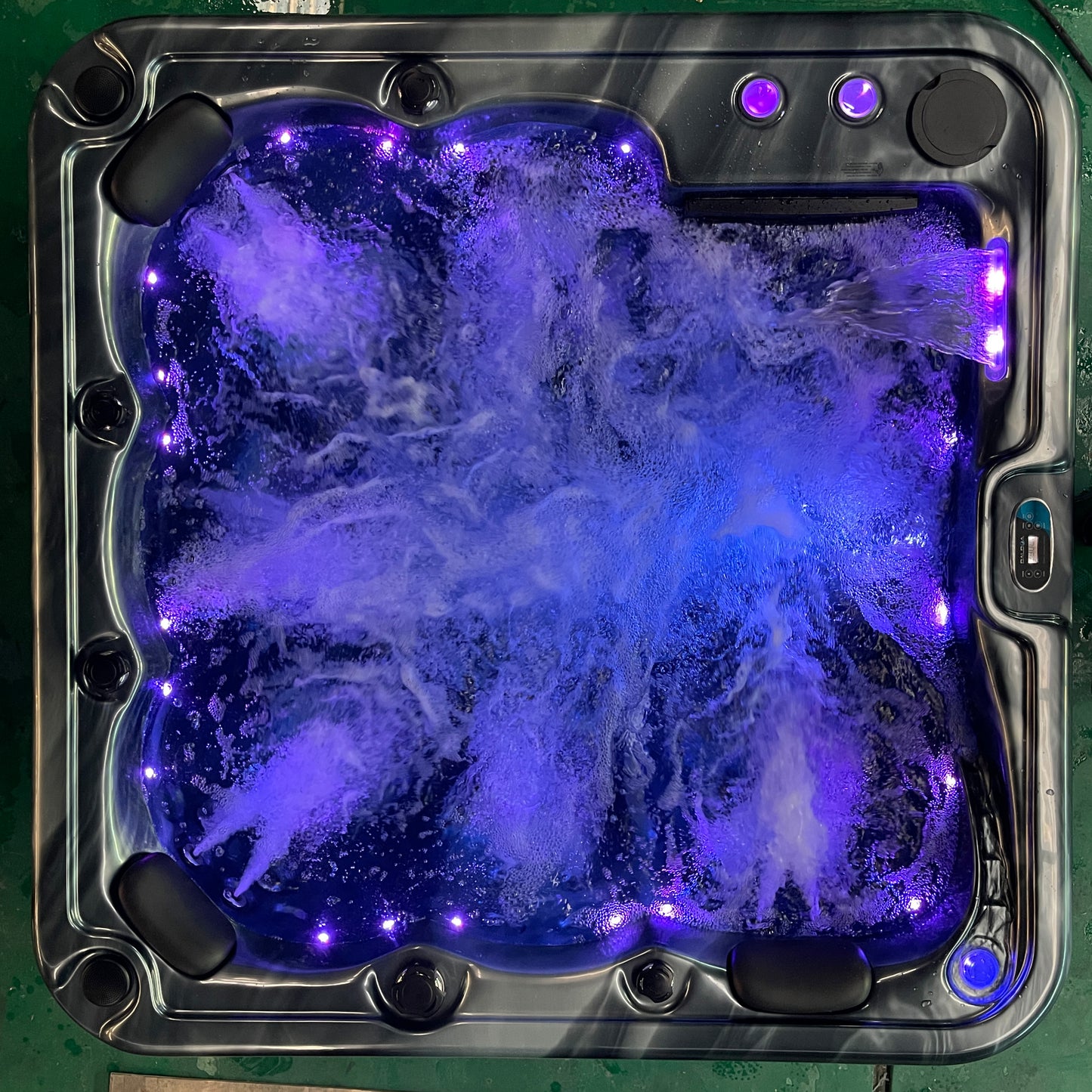 Monarch Plug & Play Hot Tub | 6 Persons | Hot Tub Suppliers