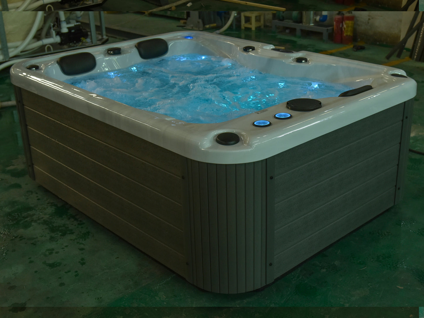 Zeus Pro Plug & Play Hot Tub | 3 Persons | Hot Tub Suppliers
