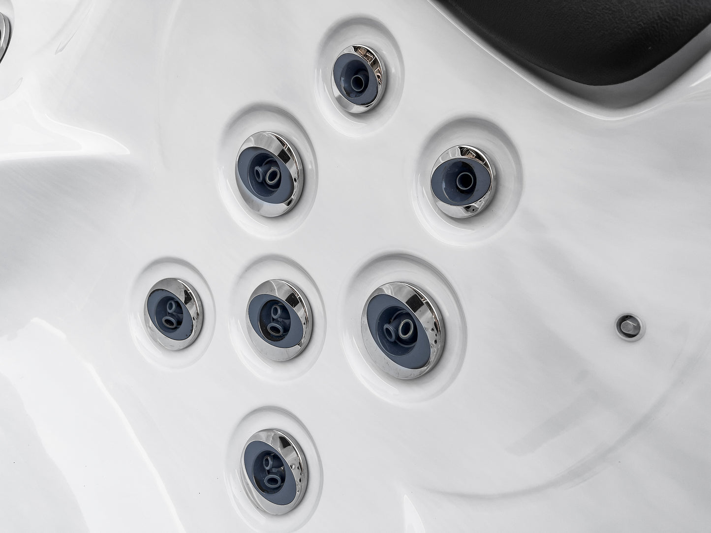 Zeus Pro Plug & Play Hot Tub | 3 Persons | Hot Tub Suppliers