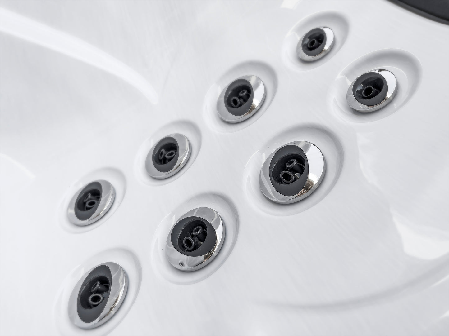 Zeus Pro Plug & Play Hot Tub | 3 Persons | Hot Tub Suppliers