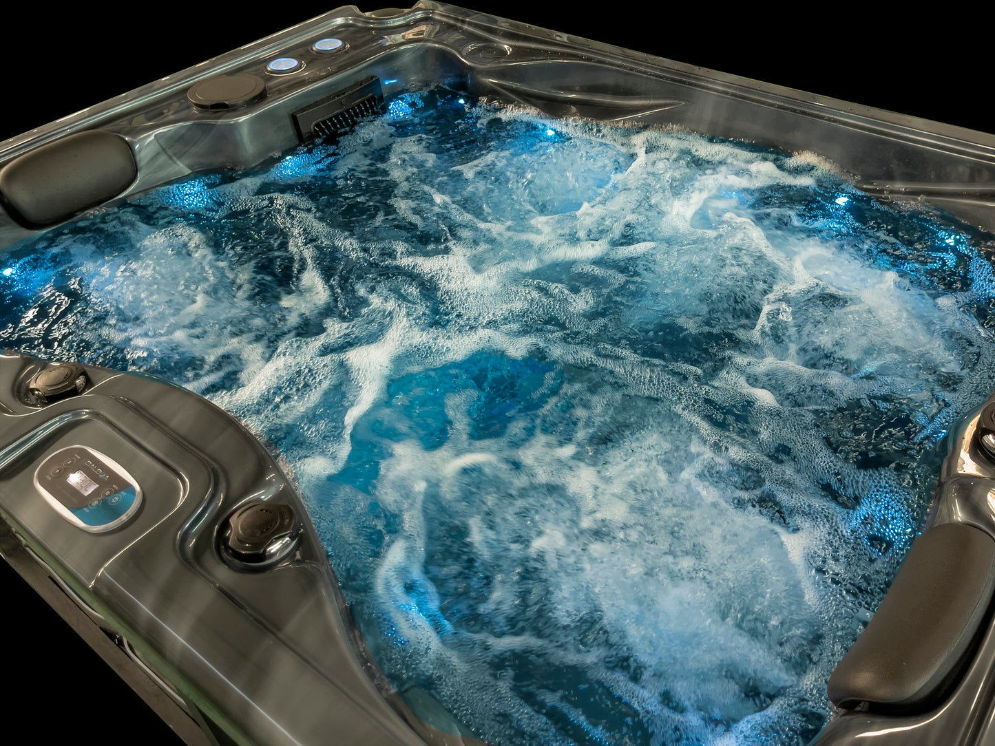 Zeus Pro Plug & Play Hot Tub | 3 Persons | Hot Tub Suppliers