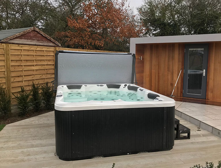 Aspire Microsilk Hot Tub | 7 Persons | Hot Tub Suppliers