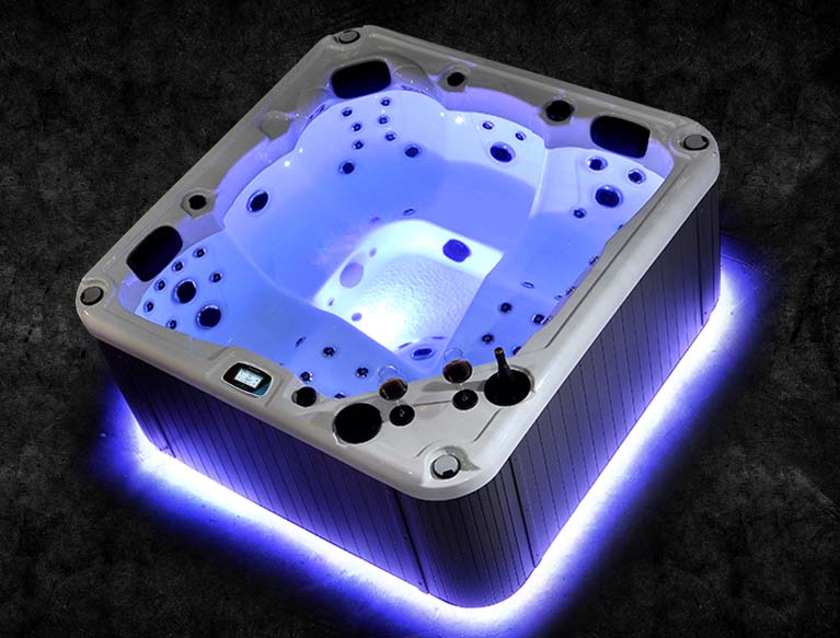 Duke Deluxe Hot Tub | 5 Persons | Hot Tub Suppliers